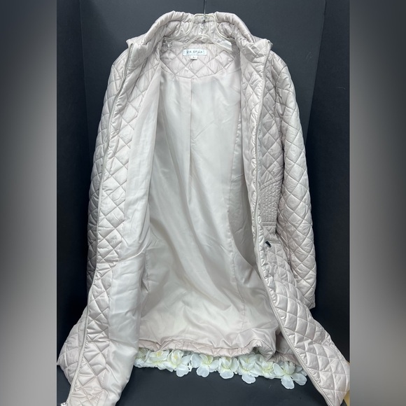 Brand new with tag Via Spiga's quilted coat is a cozy essential size Large - Picture 11 of 14